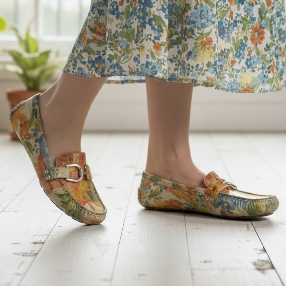 Anne Klein AK iFlex Floral Patent Leather Loafers Flats Sz 9.5M Like New in Box